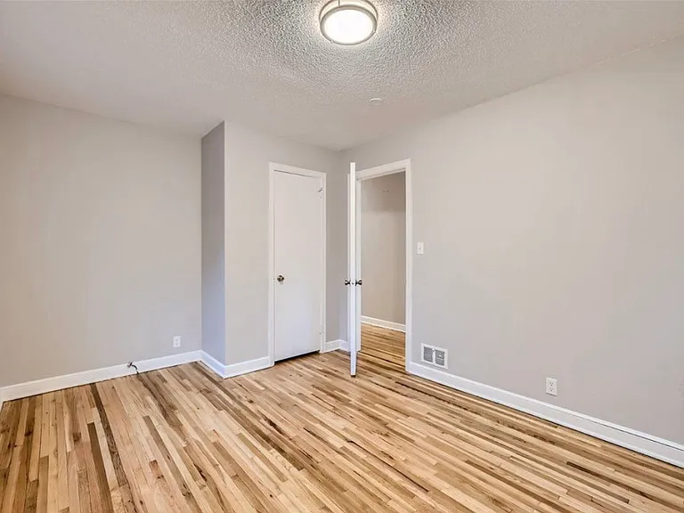 3811 France Ave S — Photo 8