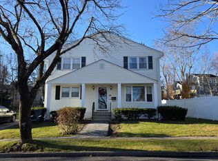 55 Wedgewood Rd #2, Worcester, MA 01602