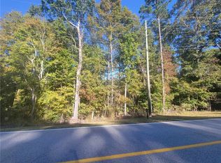 103 & 104 Chickasaw Dr, Westminster, SC 29693