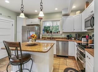 2 Abington St, Worcester, MA 01603