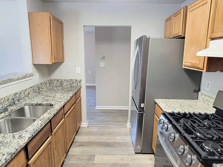 41 Meldon Ave SE — Photo 8