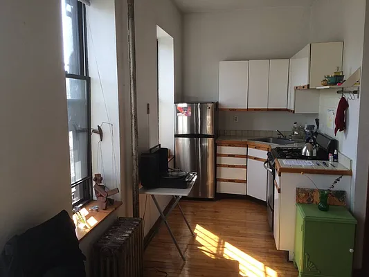 Rented by Realty Nerd | media 40