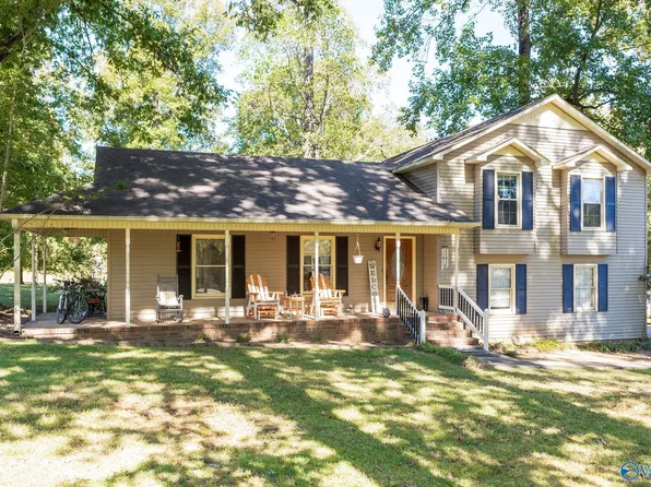 277 Stacey Ln, Rogersville, AL 35652