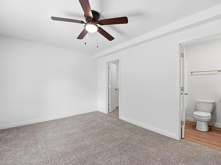 15405 Corbin Ct — Photo 36