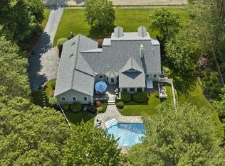 106 Tearall Rd, Raynham, MA 02767