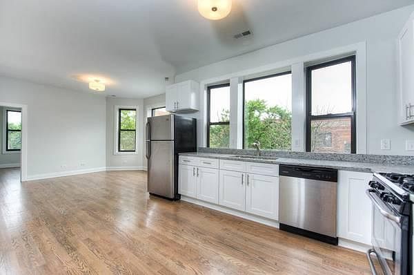 1st image of 1355 W Bryn Mawr Ave #3W