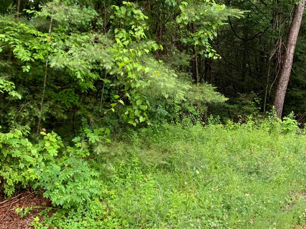 8 E Mountain Rd, Great Barrington, MA 01230