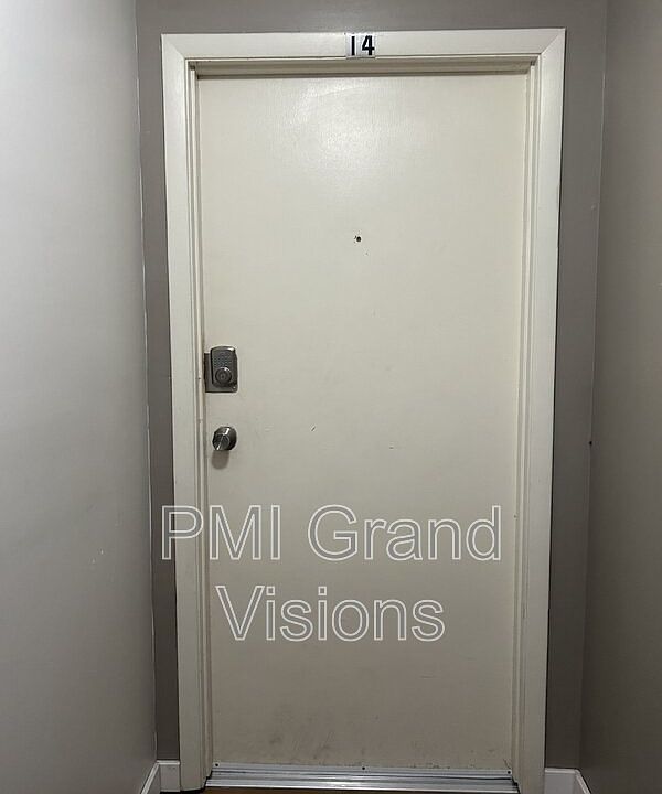 1st image of 24 Buchanan Ct Unit 14