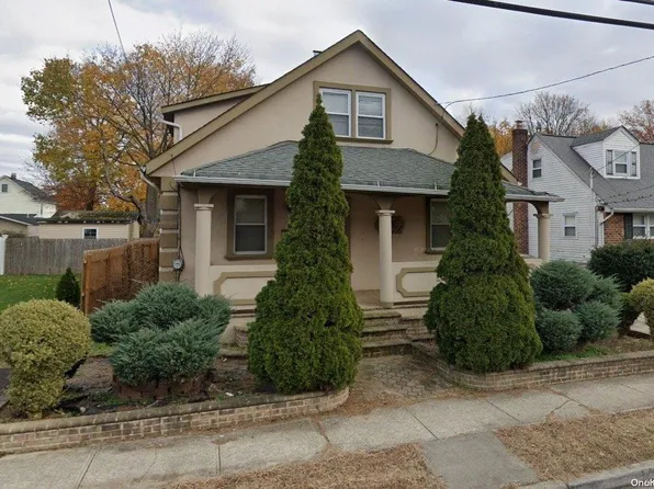 605 Paff Avenue, Uniondale, NY 11553
