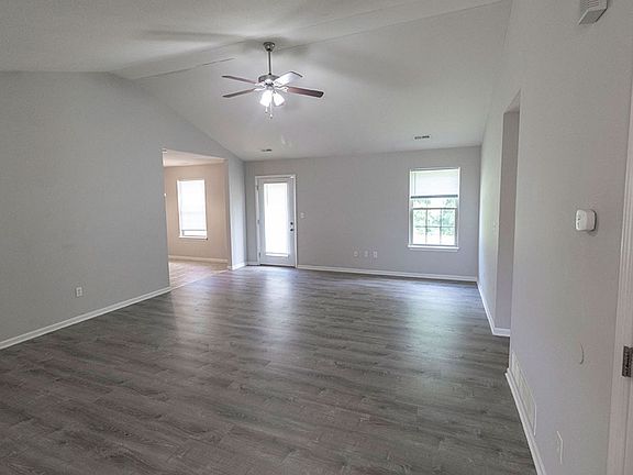3rd image of 1420 Bodie Dr