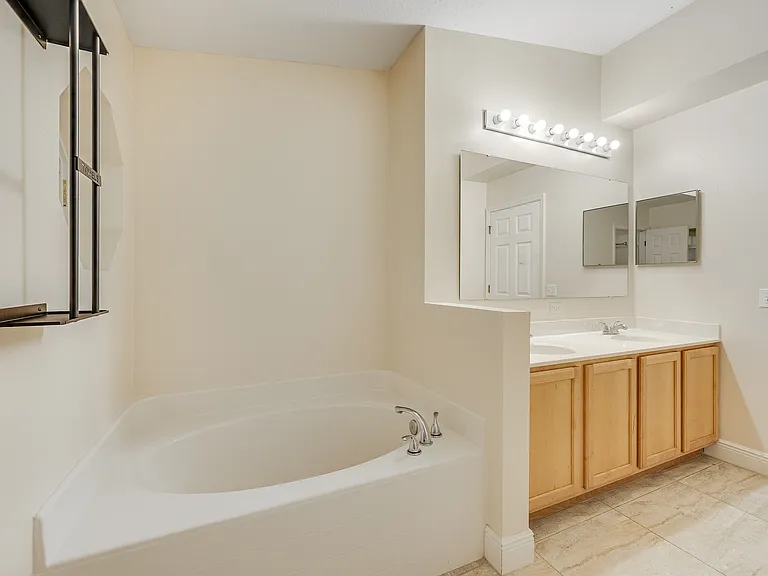 537 Mason Dr — Photo 40