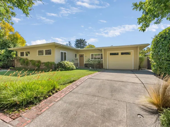 1656 Julianne Place, Santa Rosa, CA 95404