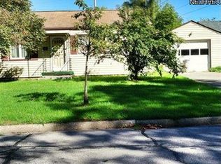 18 Lincoln St, Oberlin, OH 44074