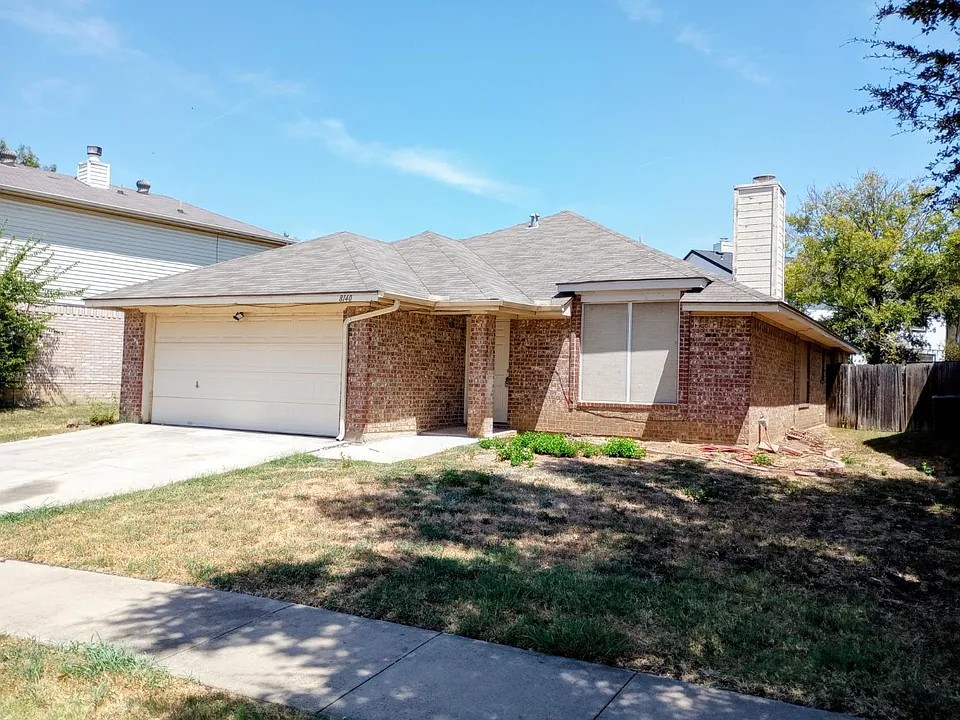 8140 Heritage Place Dr