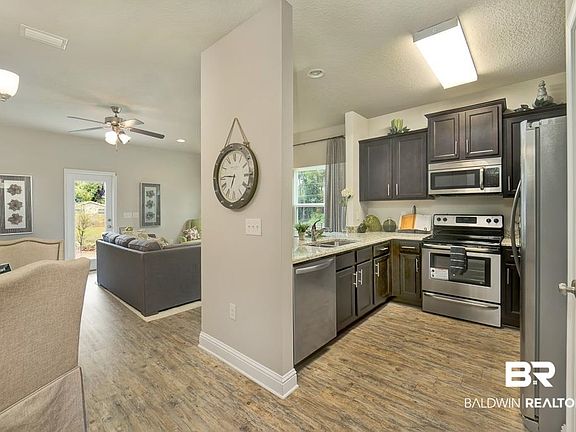 3rd image of 6793 Spaniel Dr #120