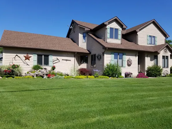 1003 Big Rock Ave, Plano, IL 60545