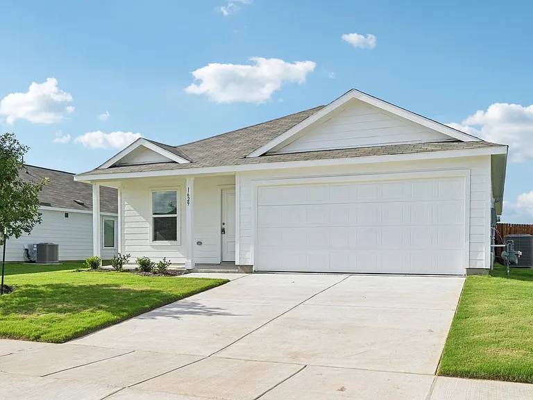 1629 Lercara Ln — Photo 2