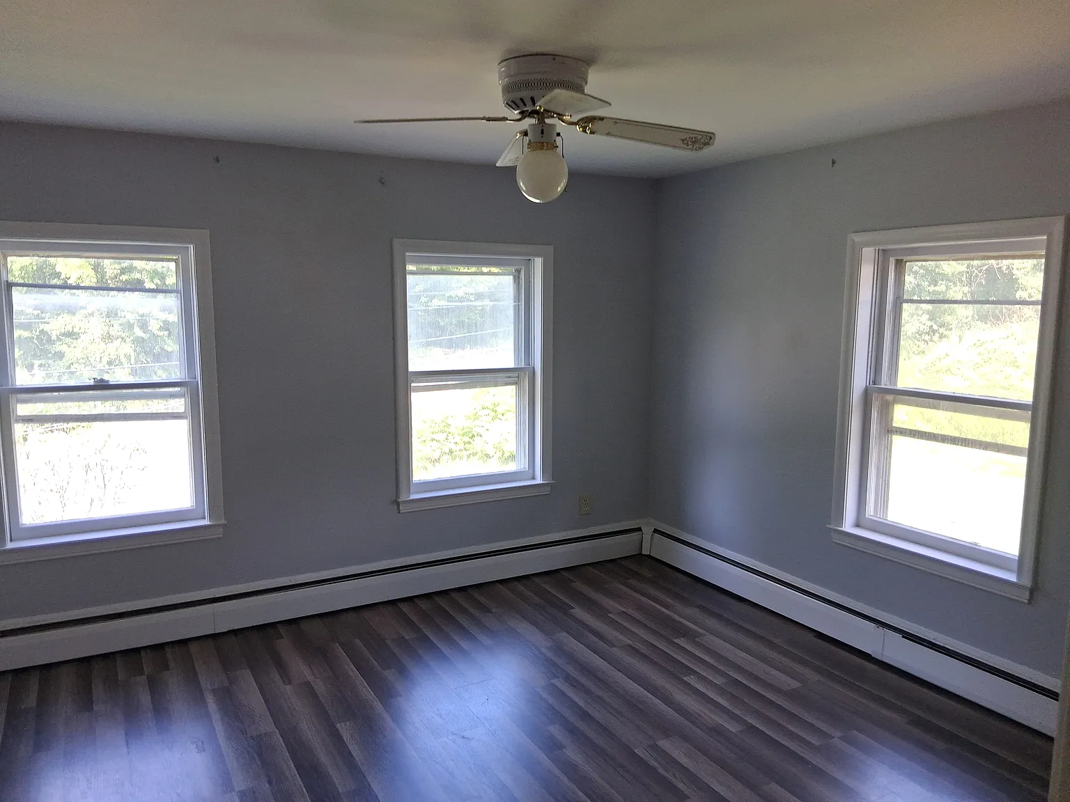 3 bed, 1500 sqft, $2,300 — Photo 4
