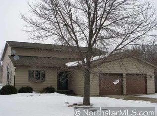 403 6th St NE, Melrose, MN 56352