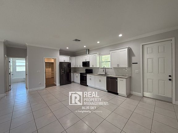 5th image of 30129 Sheron Dr