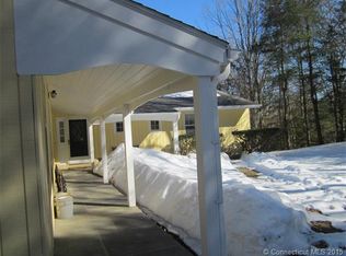 44 Orchard Ave, Woodbury, CT 06798