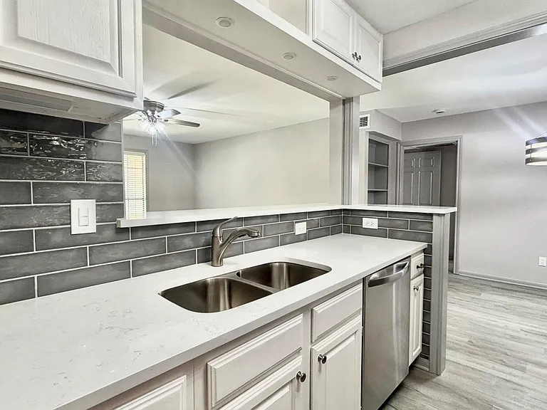 1311 Antoine Dr #219 — Photo 11