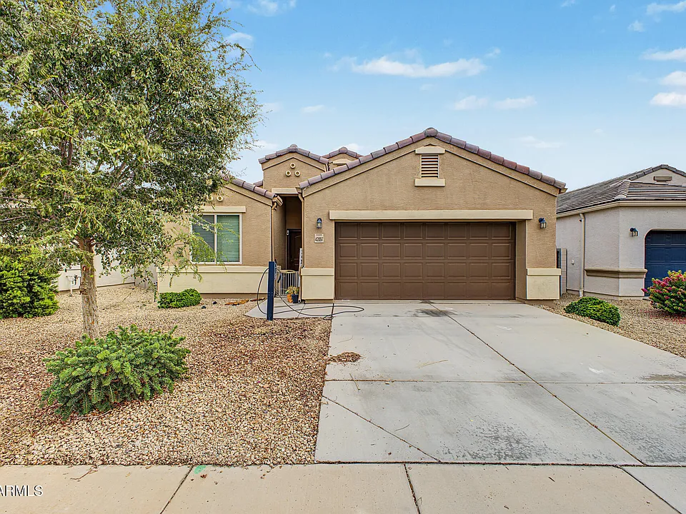 42097 W Lunar St
