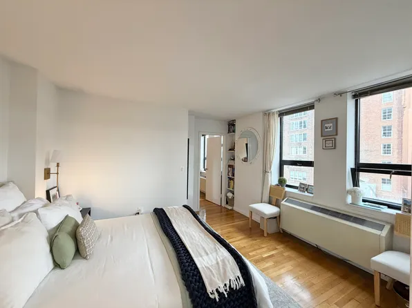 121 Reade Street image 7 of 12