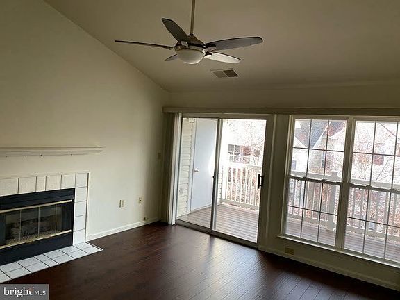 4th image of 3109 River Bend Ct APT D302