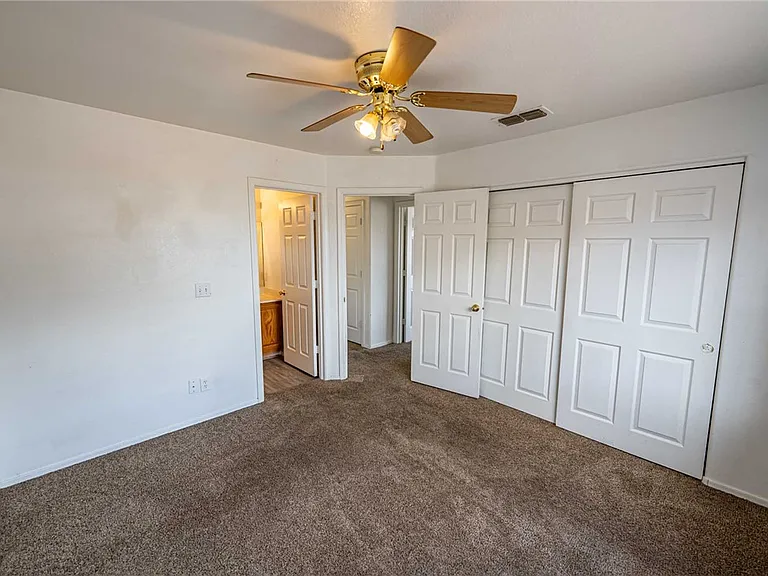3422 Cypress St — Photo 7