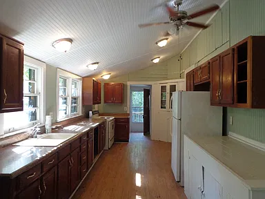 Property photo 36