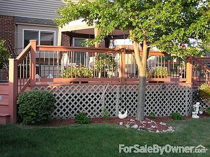 Composit Deck
						:
						800 sq ft. wraparound decl