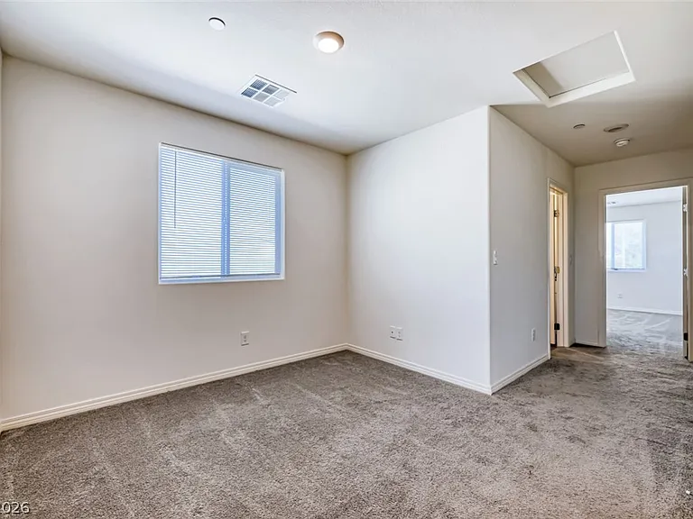 4277 Venus Falls Ave — Photo 15