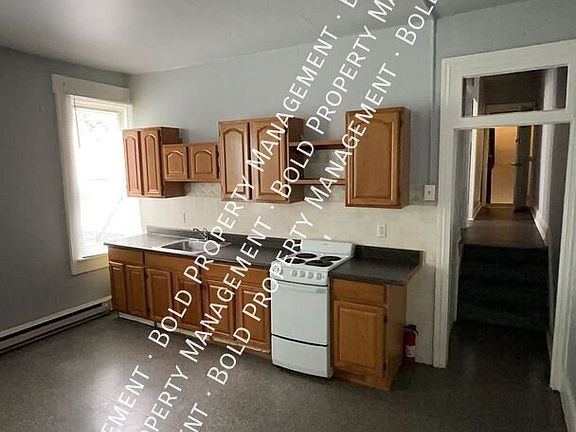 4th image of 208 Oley St APT 2