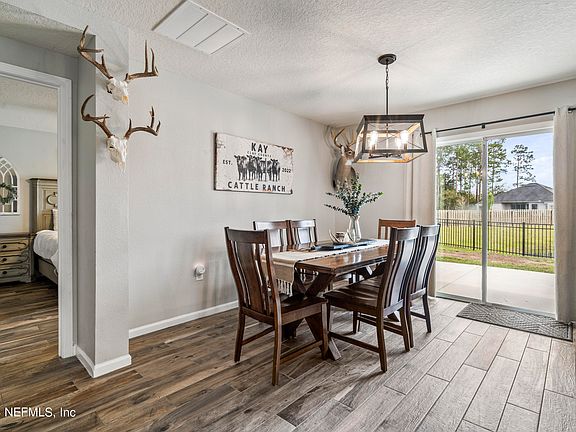 4th image of 3304 CANYON FALLS Drive