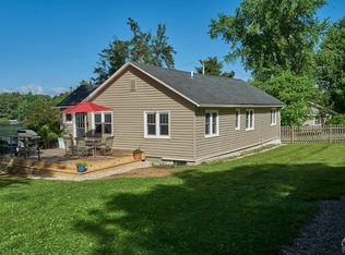 7 Pheasant Rd, Craryville, NY 12125