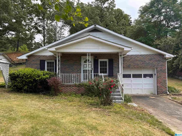 3573 Queenstown Rd, Trussville, AL 35173