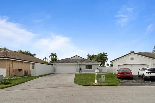 15037 Brighton Ln Photo 1
