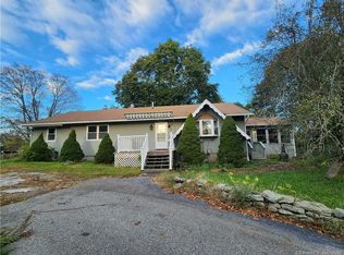 13 Bentley Ave, Norwich, CT 06360