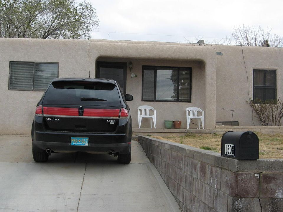 1st image of 1508 Buena Vista Dr SE