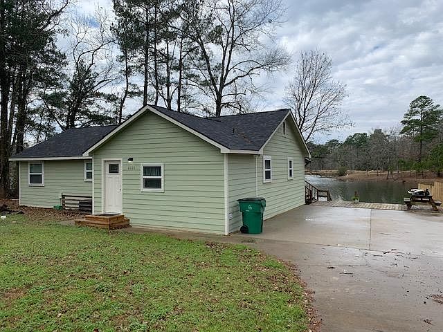 1st image of 6028 Lakewood Dr