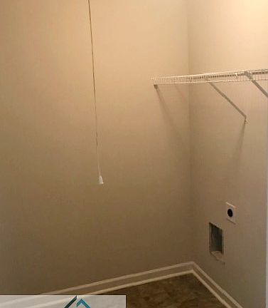 5th image of 144 Daisy Cir