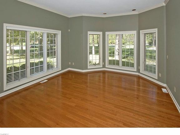 4th image of 5811 Rosecliff Dr