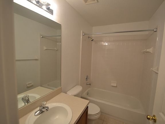 3rd image of 10212 Merrimac Manor Dr
