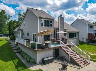 4206 Neal Ct, Linden, MI 48451