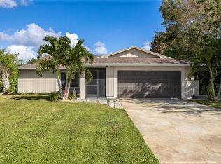4553 Lakewood Blvd, Naples, FL 34112