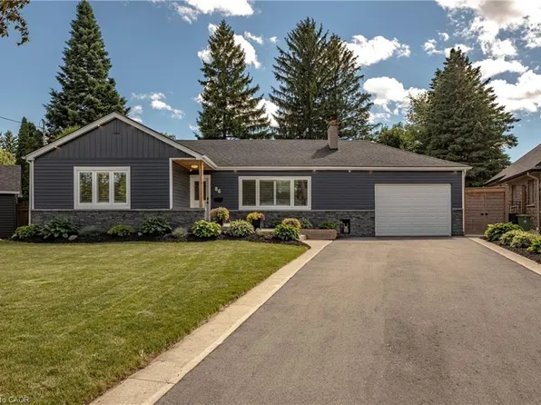 86 Cumming Ct, Ancaster, ON L9G 1V3