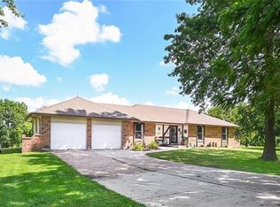 1004 W Linda Ln, Raymore, MO 64083