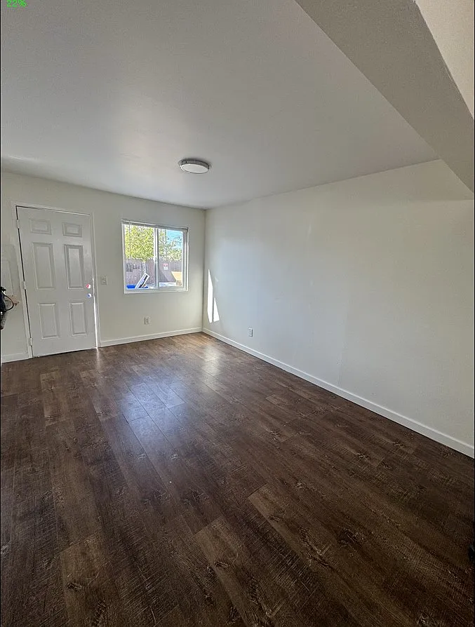 2 bed, 1.5 bath, 1036 sqft, $2,600 — Photo 3