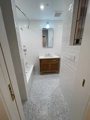 Rented by The Royse Group | media 28